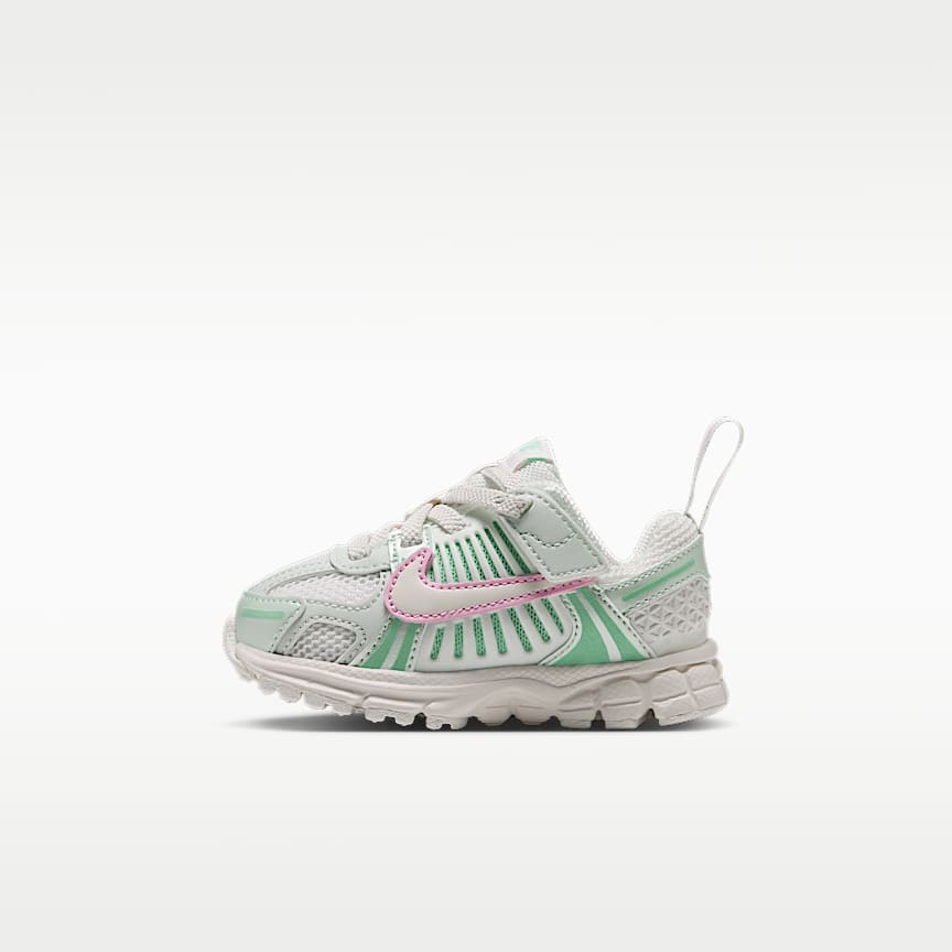 G.T. Hustle Academy EP Basketball Shoes. Nike ID